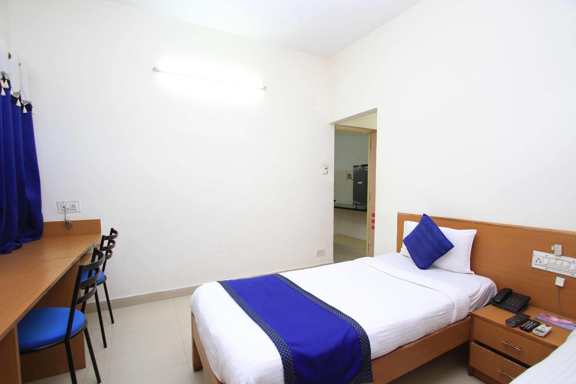 Arra Suites Kempegowda Airport Hotel Bangalore Exterior foto
