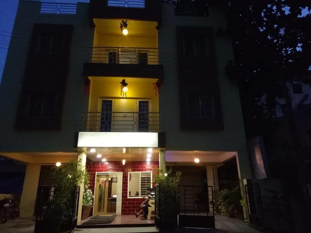 Arra Suites Kempegowda Airport Hotel Bangalore Exterior foto