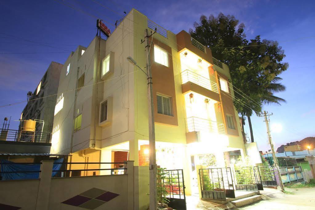 Arra Suites Kempegowda Airport Hotel Bangalore Exterior foto