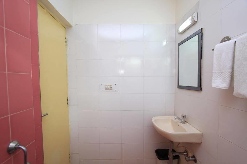 Arra Suites Kempegowda Airport Hotel Bangalore Exterior foto